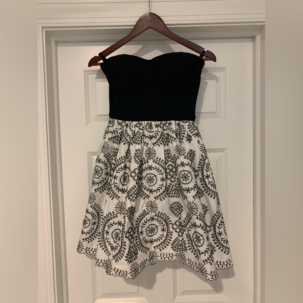 Size small Bebe dress